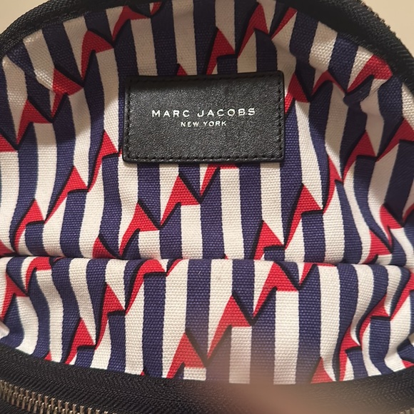 Authentic Marc Jacobs canvas backpack - Picture 2 of 7